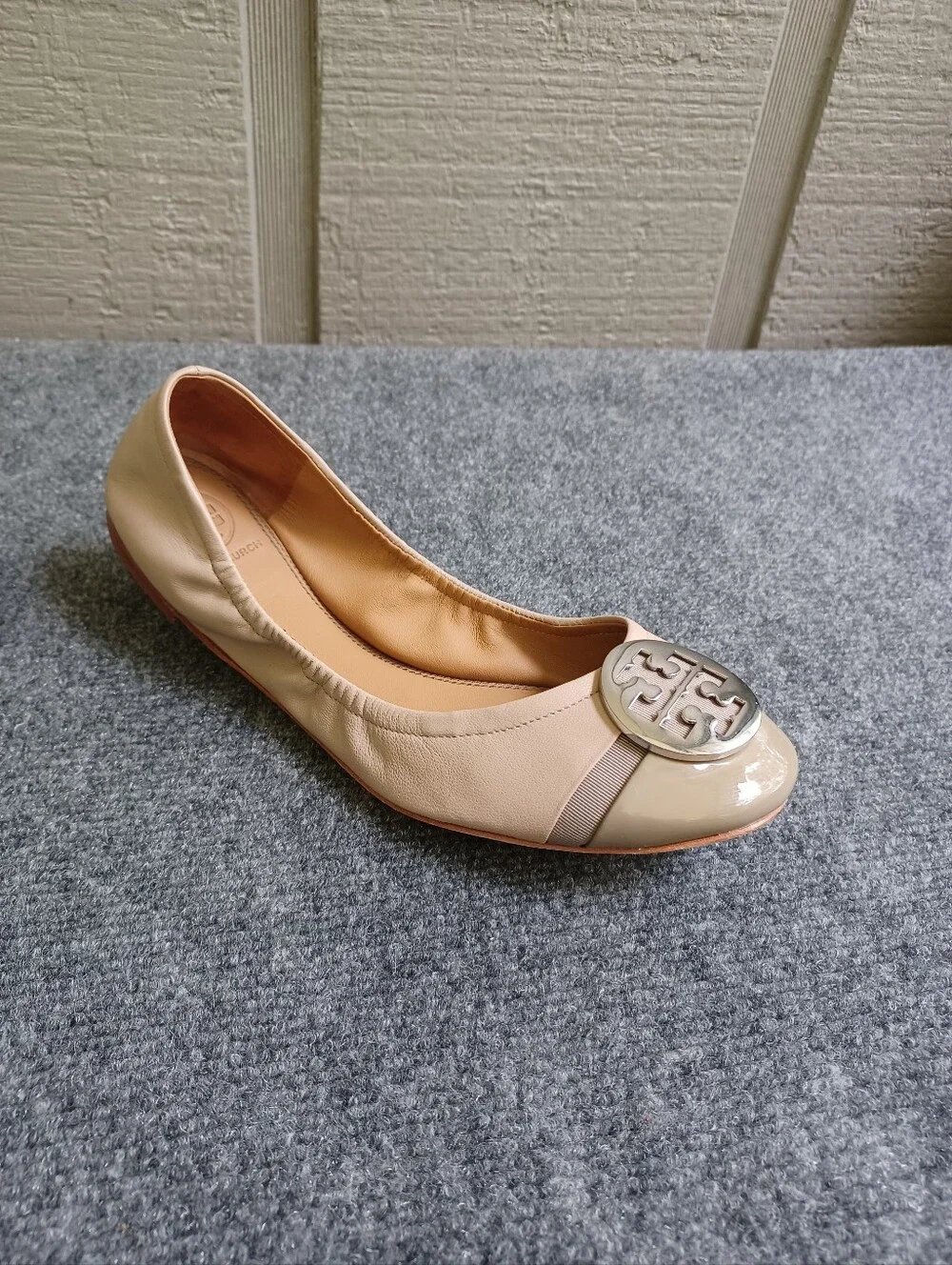 Tory Burch Minnie Cap Toe Ballet Shoes Size 8 M Leather Light Taupe Gray Heron